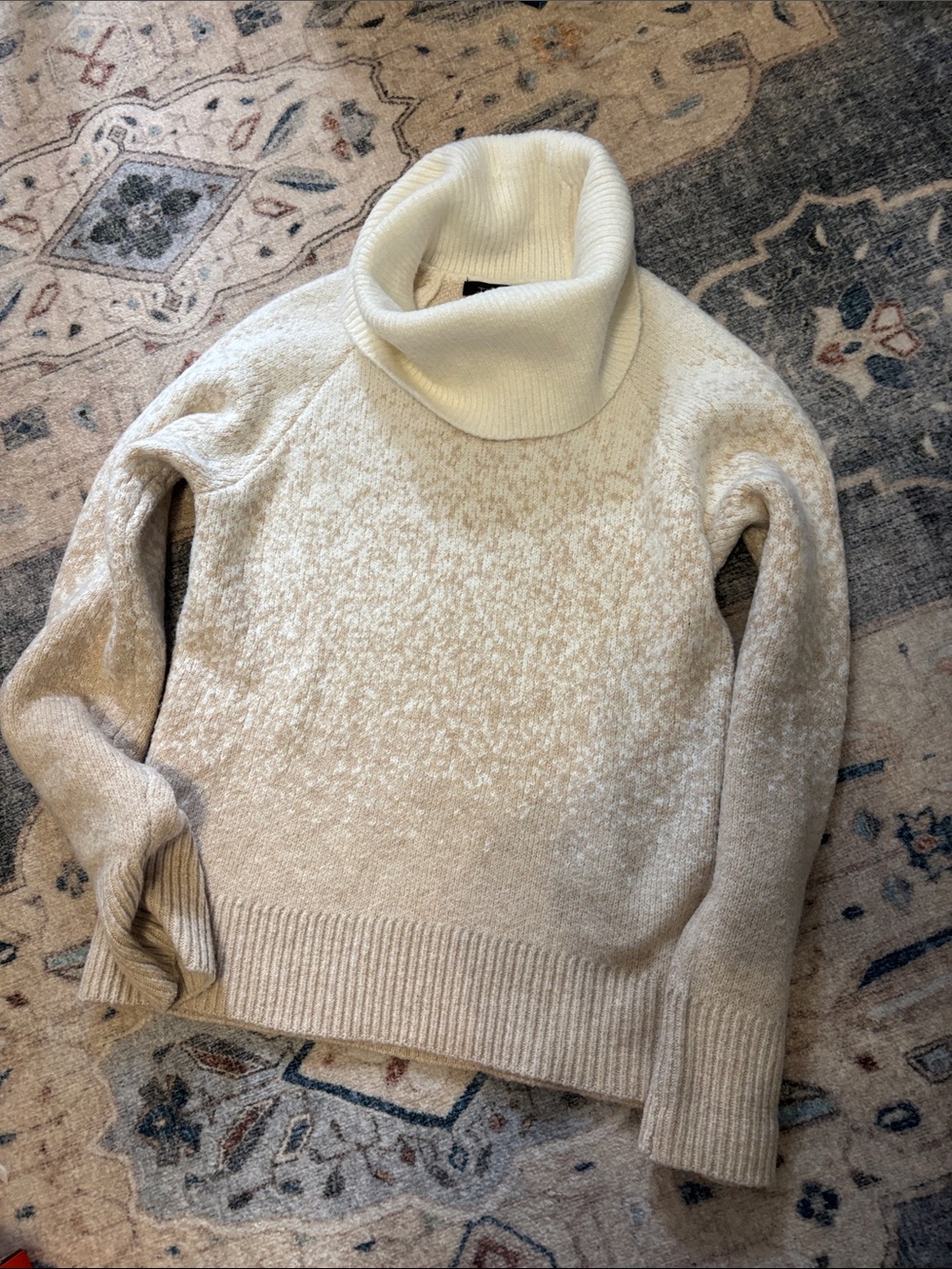 Tahari women’s Cream Ombre Cowl Neck Sweater, size xs, so soft!